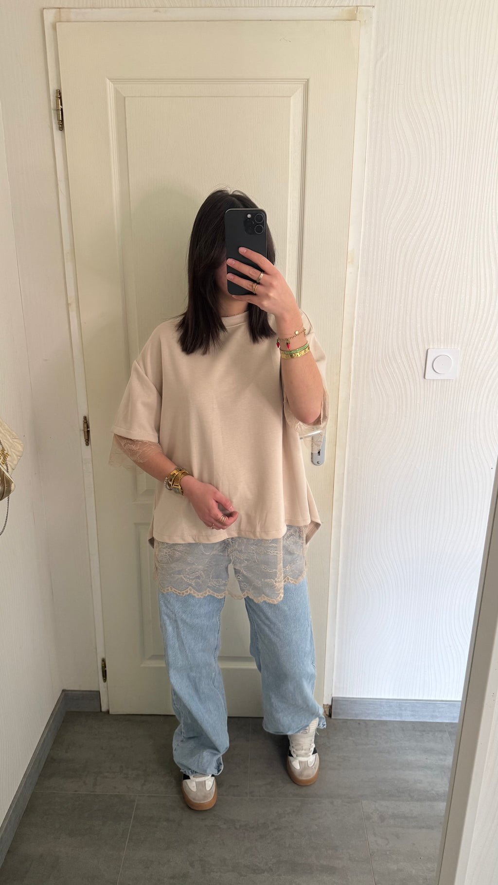 tee-shirt dentelle dos nu