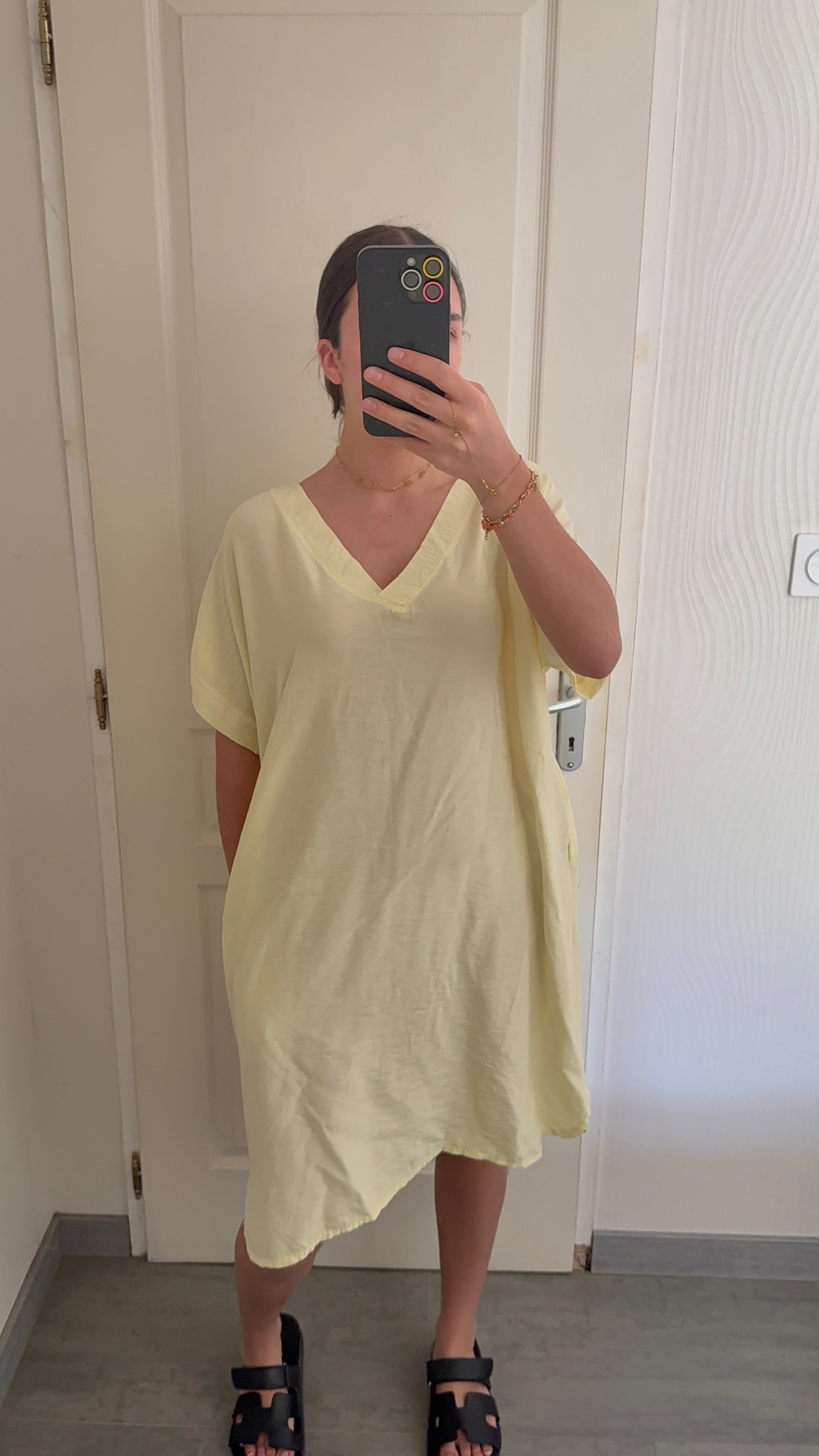 Robe mi-longue