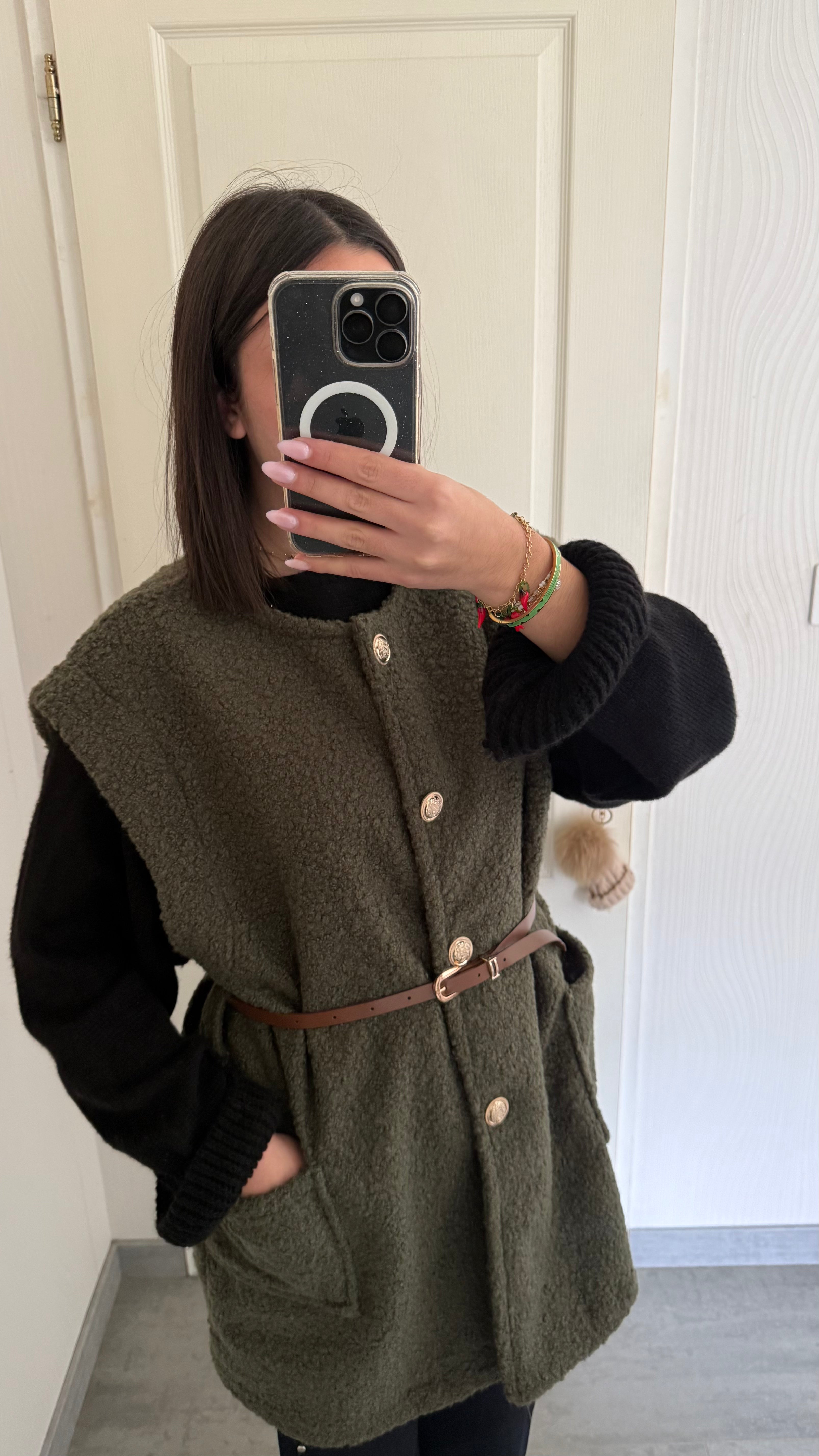 veste sans manche ceinturée