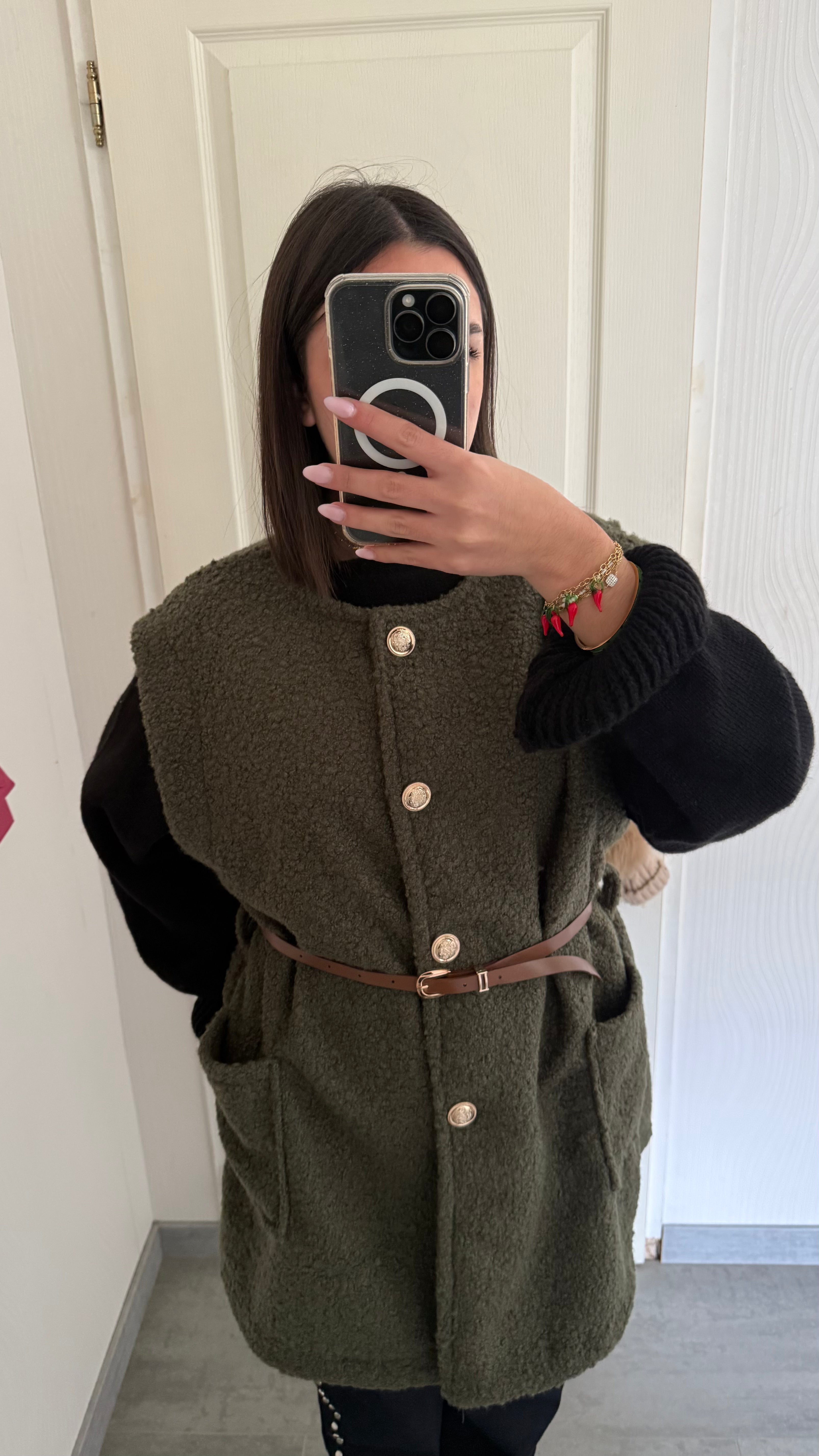 veste sans manche ceinturée