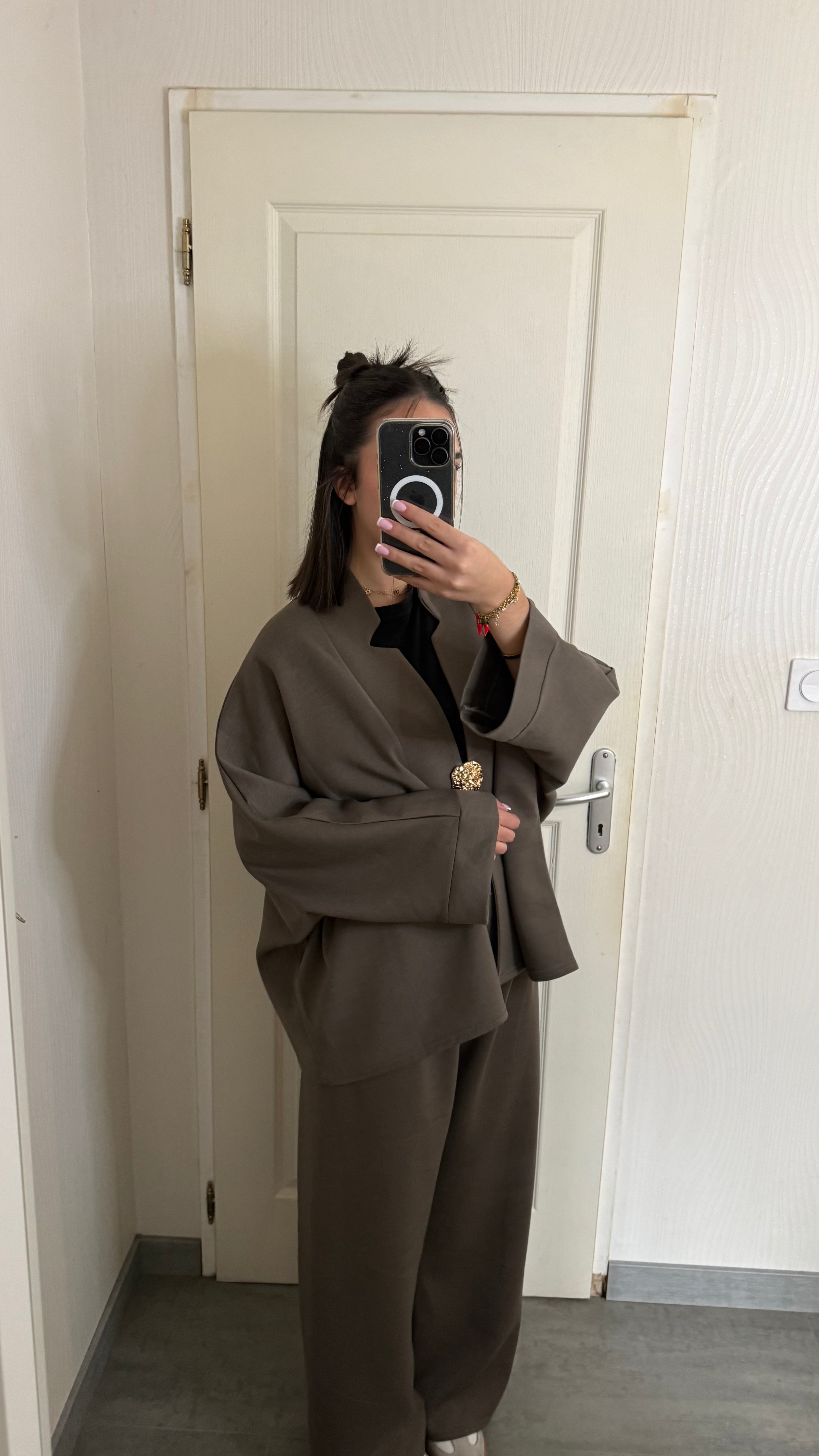 ensemble avec broche