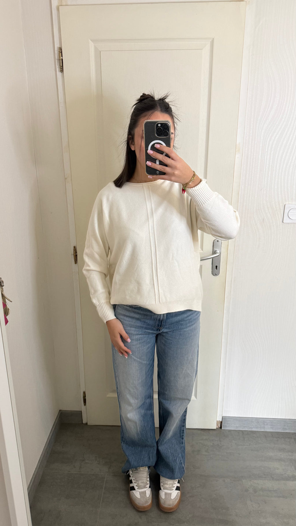 pull avec couture centrale
