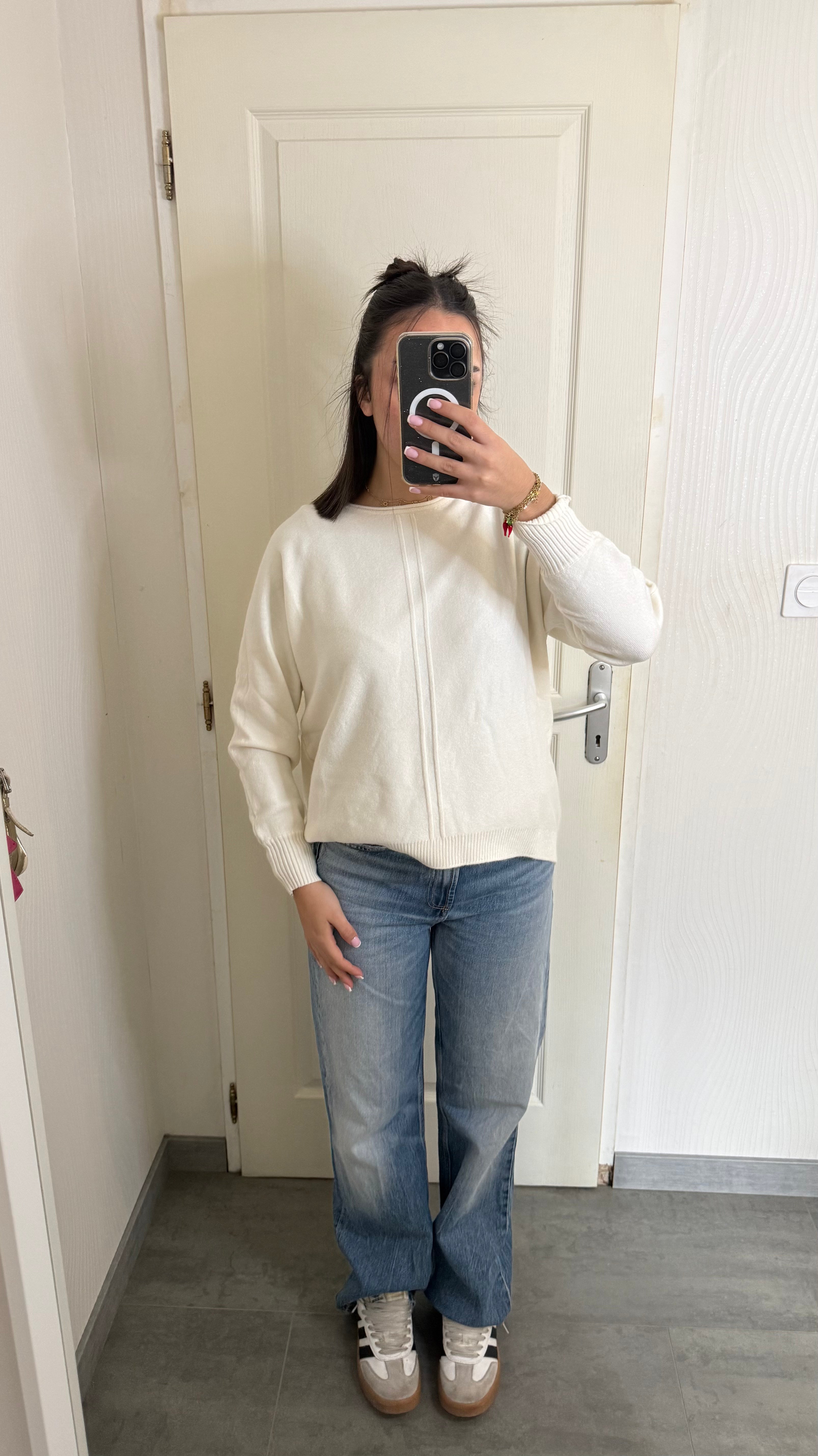 pull avec couture centrale